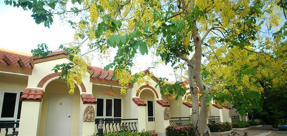 Dad D Resort By Lopburi Inn Resort Kültér fotó