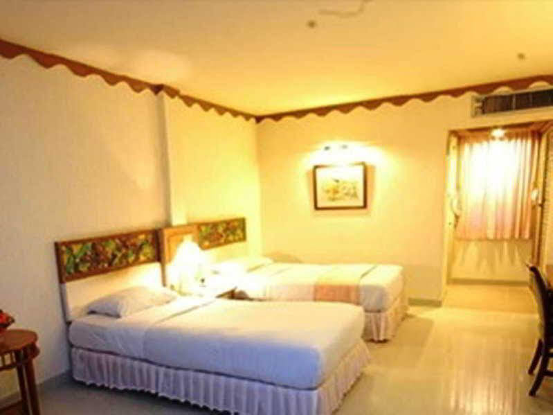 Dad D Resort By Lopburi Inn Resort Kültér fotó