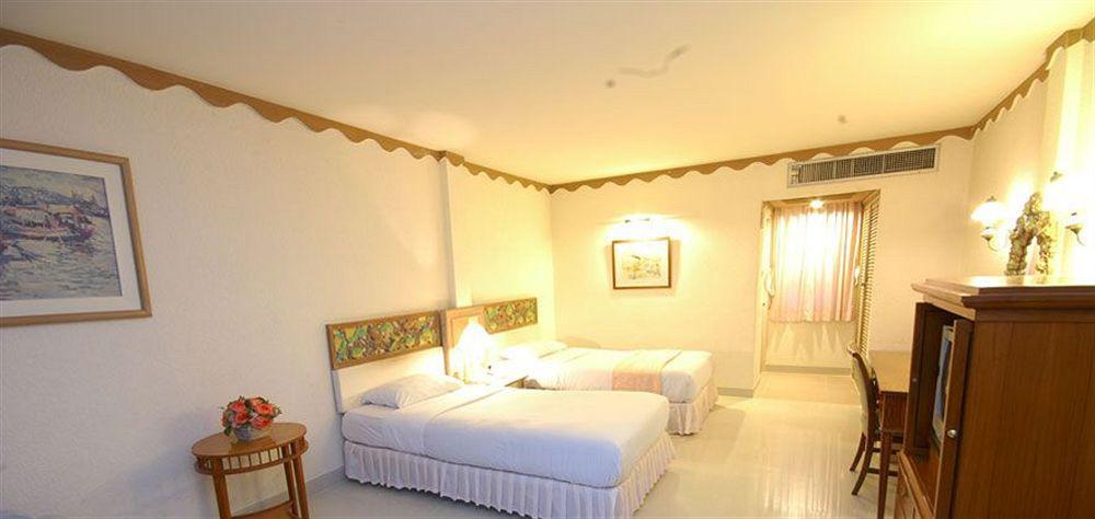 Dad D Resort By Lopburi Inn Resort Kültér fotó